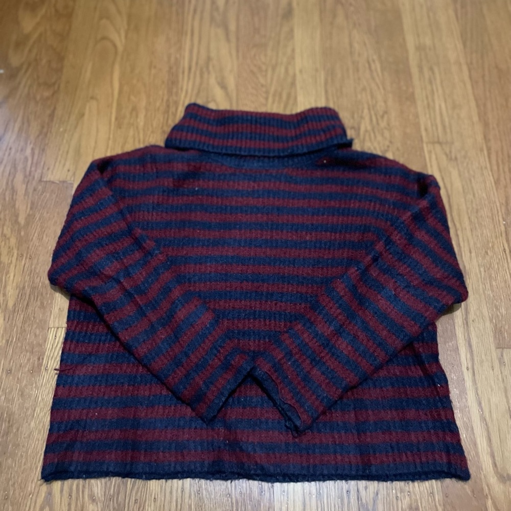 Forever 21, navy and maroon